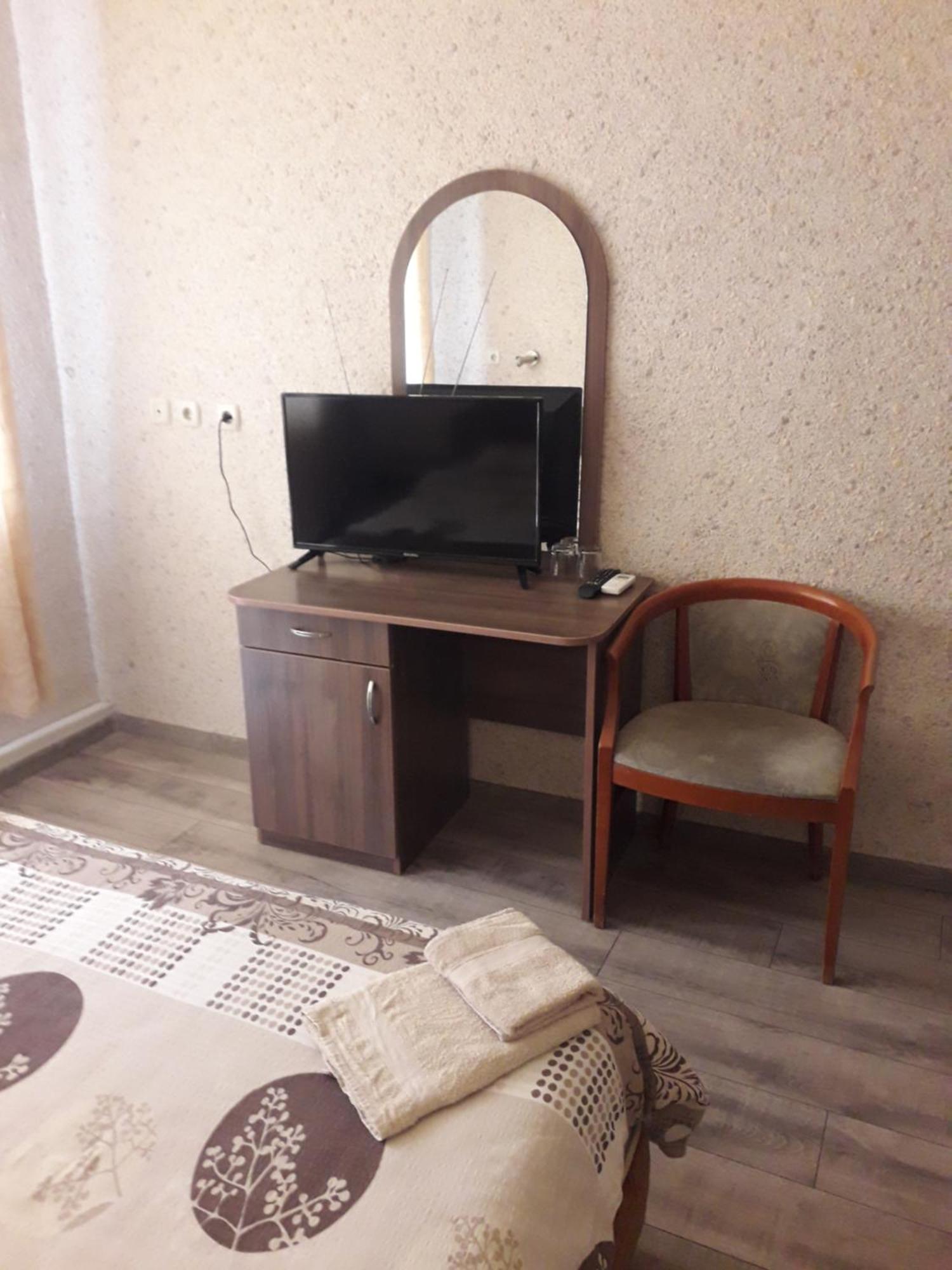Hotel Maritsa Lyubimets Экстерьер фото
